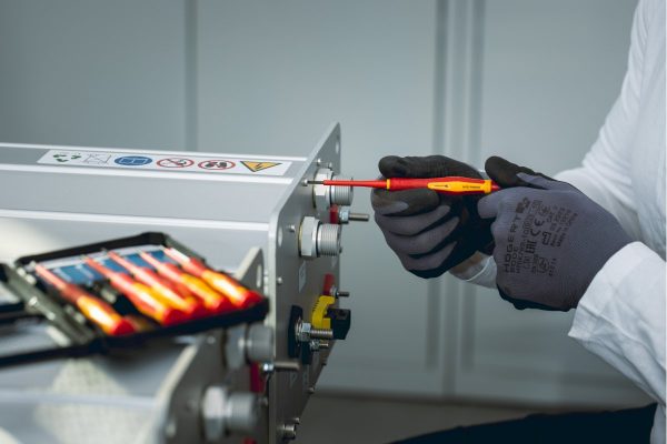 Wkrętaki precyzyjne 6 szt., izolowane 1000 V - obrazek 3